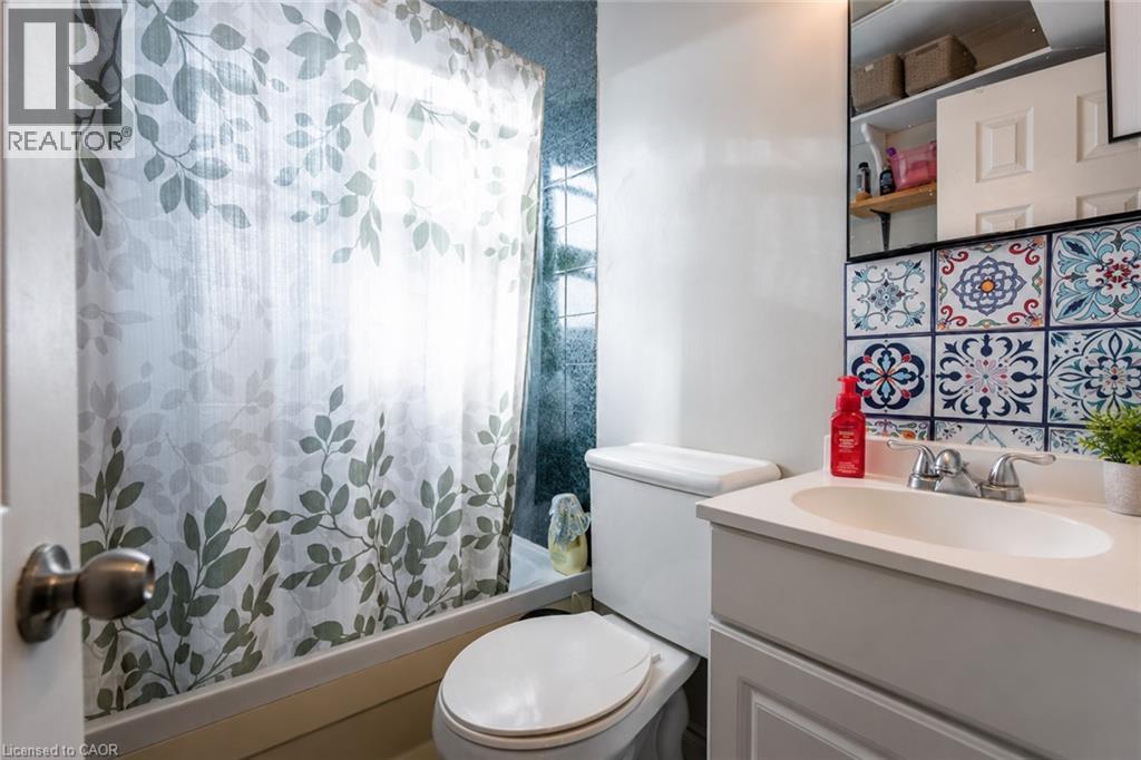 24 Union Street Unit# 2, St. Catharines, Ontario  L2S 2R2 - Photo 4 - 40846127