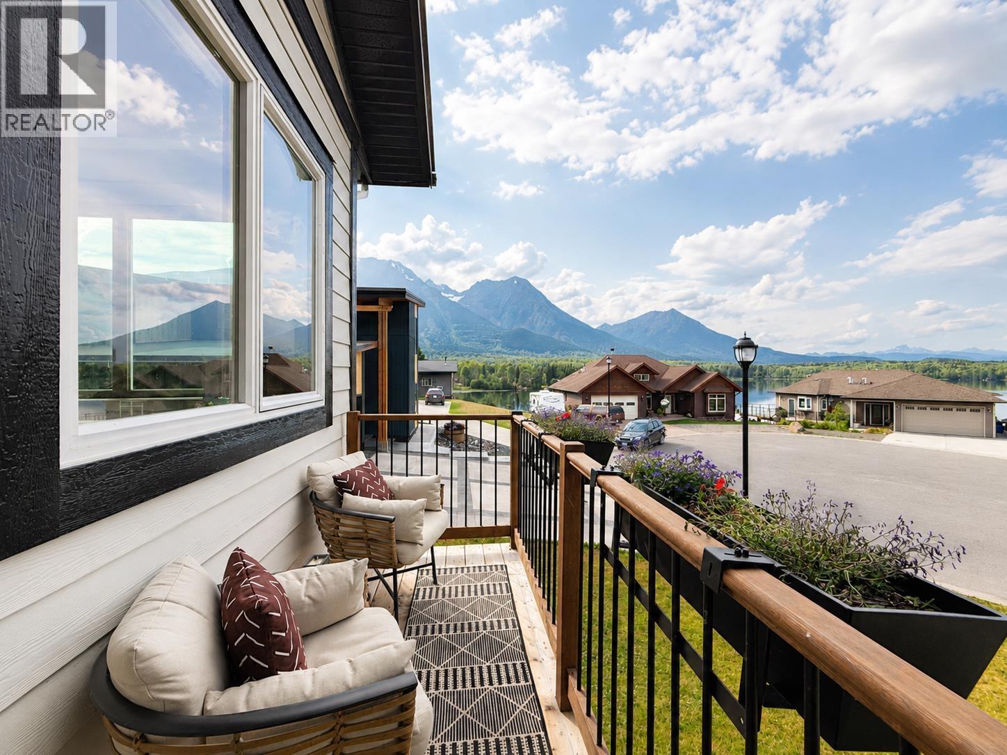 22 Starliter Way, Smithers, British Columbia  V0J 2N2 - Photo 7 - R3159967