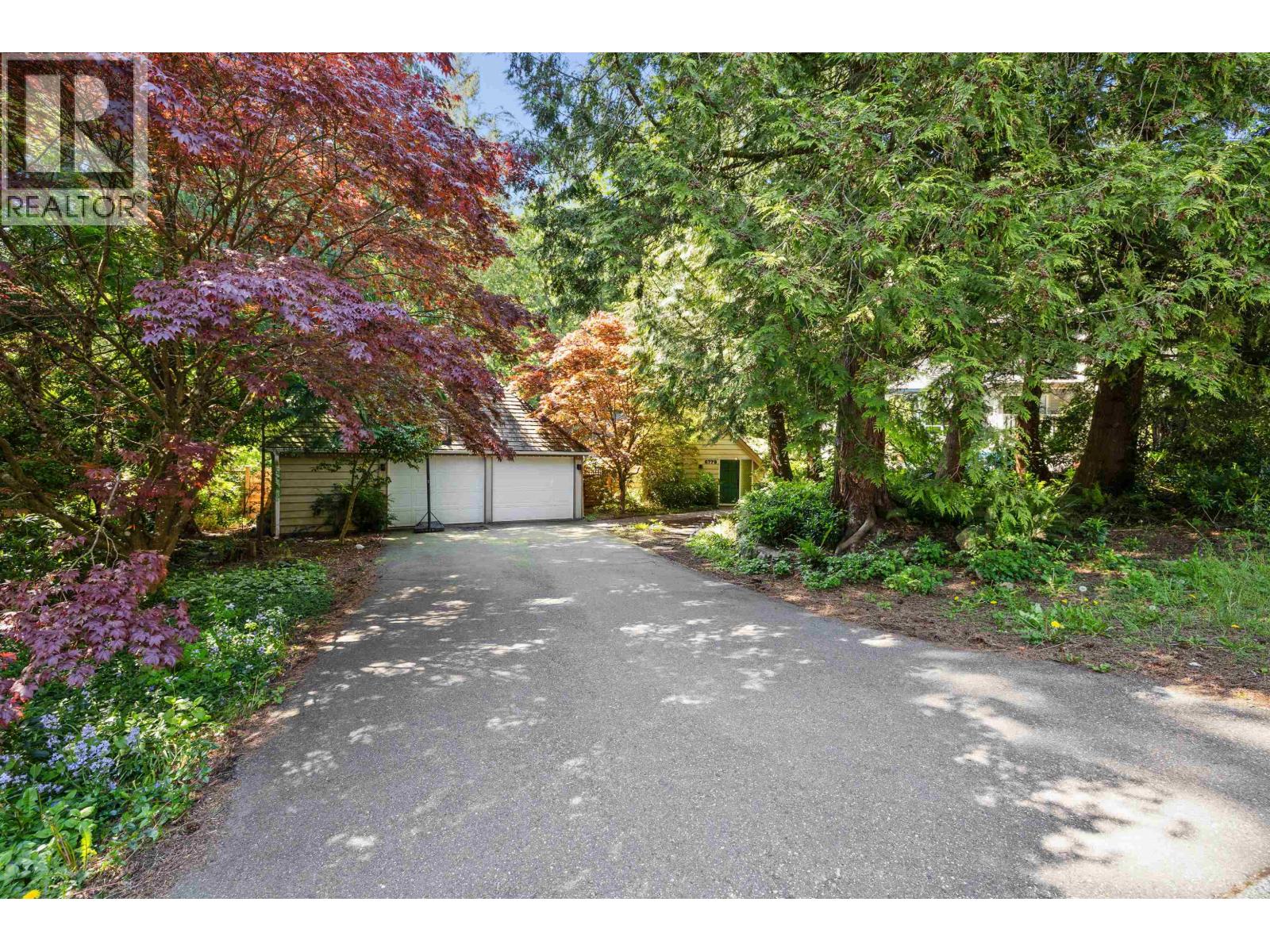 6912 Marine Drive, West Vancouver, British Columbia  V7W 2K3 - Photo 3 - R3160037