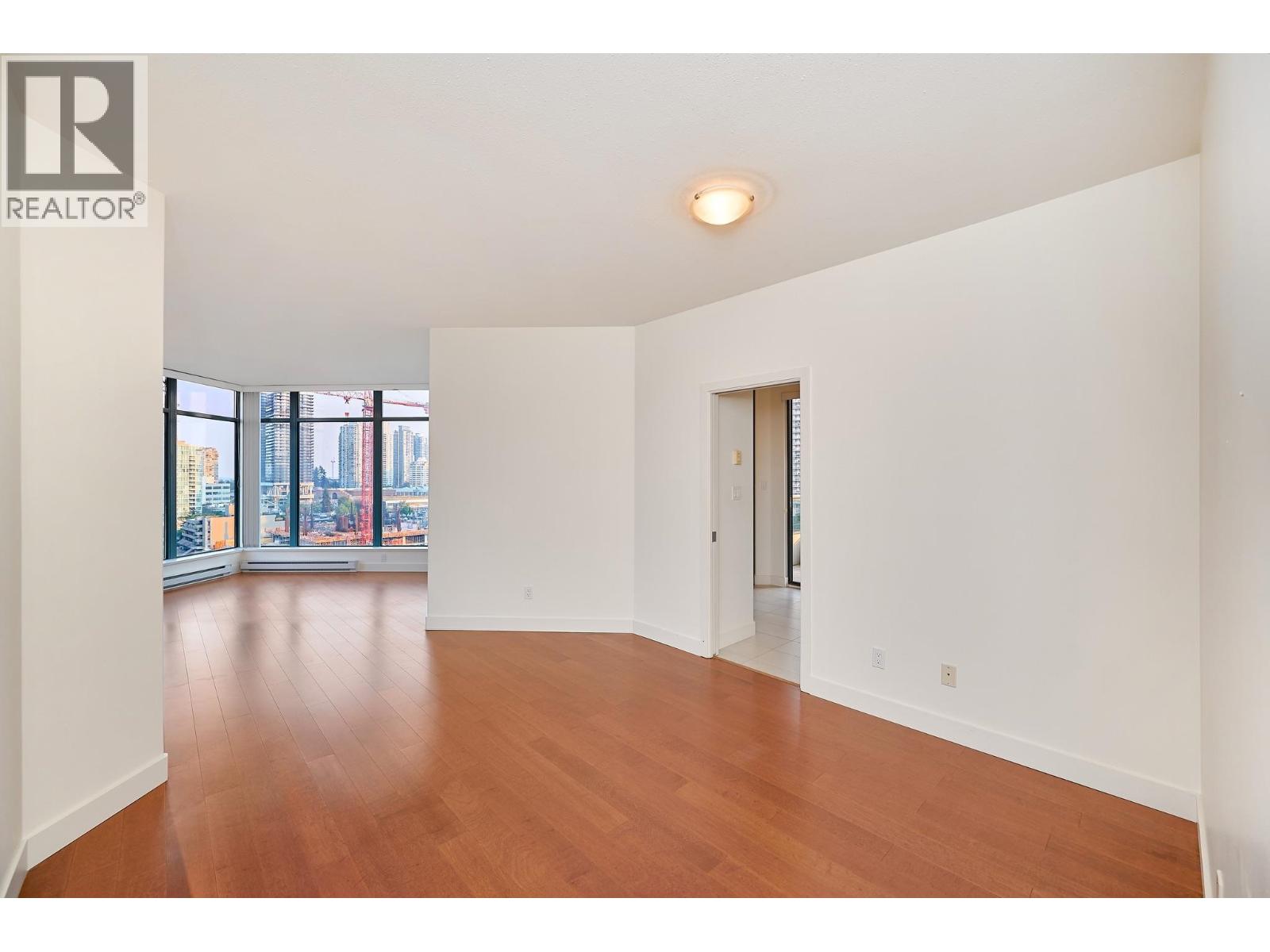 1701 4567 Hazel Street, Burnaby, British Columbia  V5H 4V4 - Photo 3 - R3160046