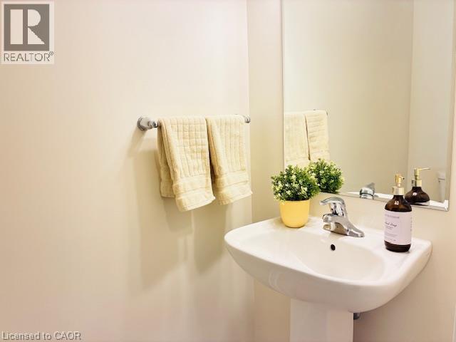 86 Daylily Lane, Kitchener, Ontario  N2R 0L7 - Photo 4 - 40858614