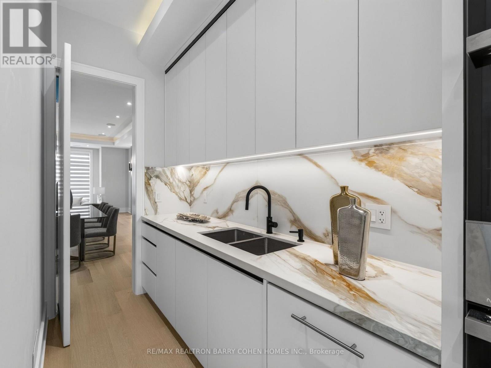 68 Lynnhaven Road, Toronto, Ontario  M6A 2K9 - Photo 11 - C13728998