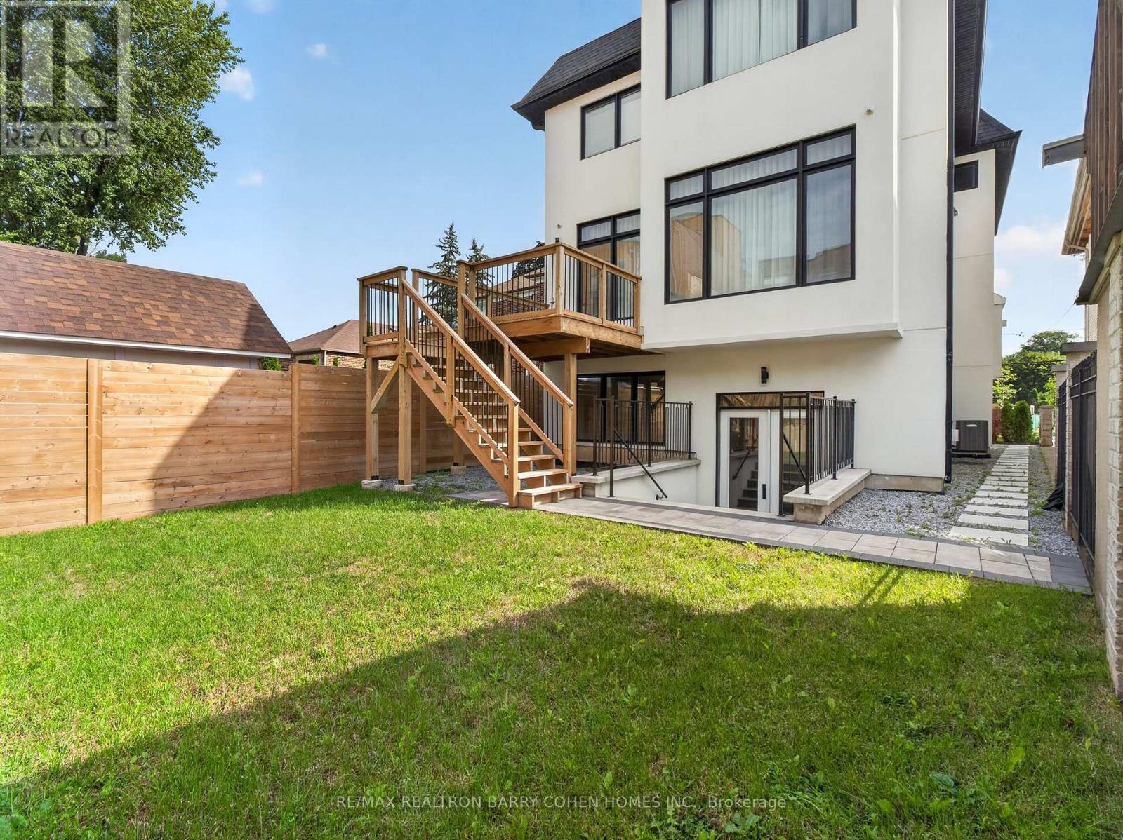 68 Lynnhaven Road, Toronto, Ontario  M6A 2K9 - Photo 37 - C13728998