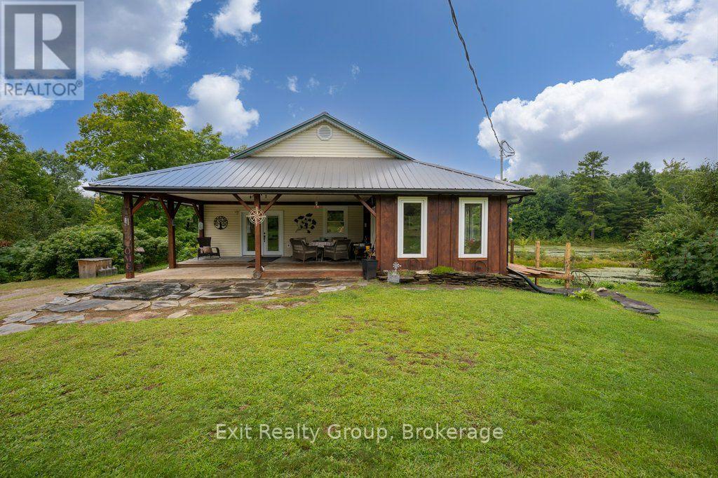 64a Oliver Road, Addington Highlands (Addington Highlands), Ontario  K0H 1Z0 - Photo 1 - X13728960