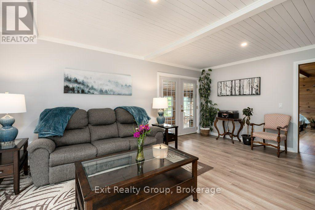 64a Oliver Road, Addington Highlands (Addington Highlands), Ontario  K0H 1Z0 - Photo 12 - X13728960
