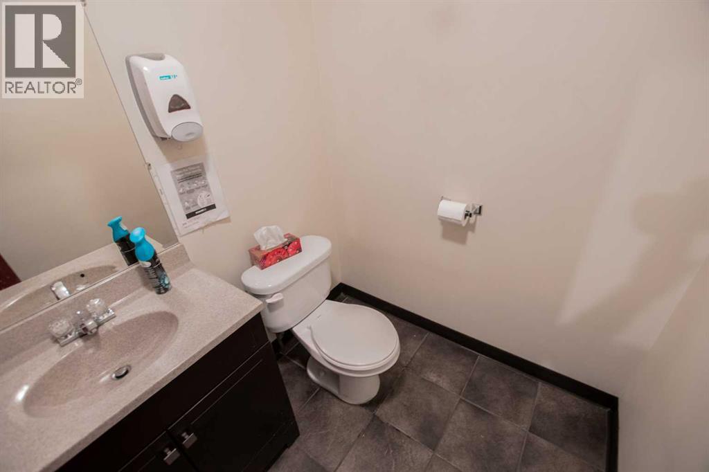 10012 100 Avenue, Grande Prairie, Alberta  T8V 0V3 - Photo 14 - A2158828