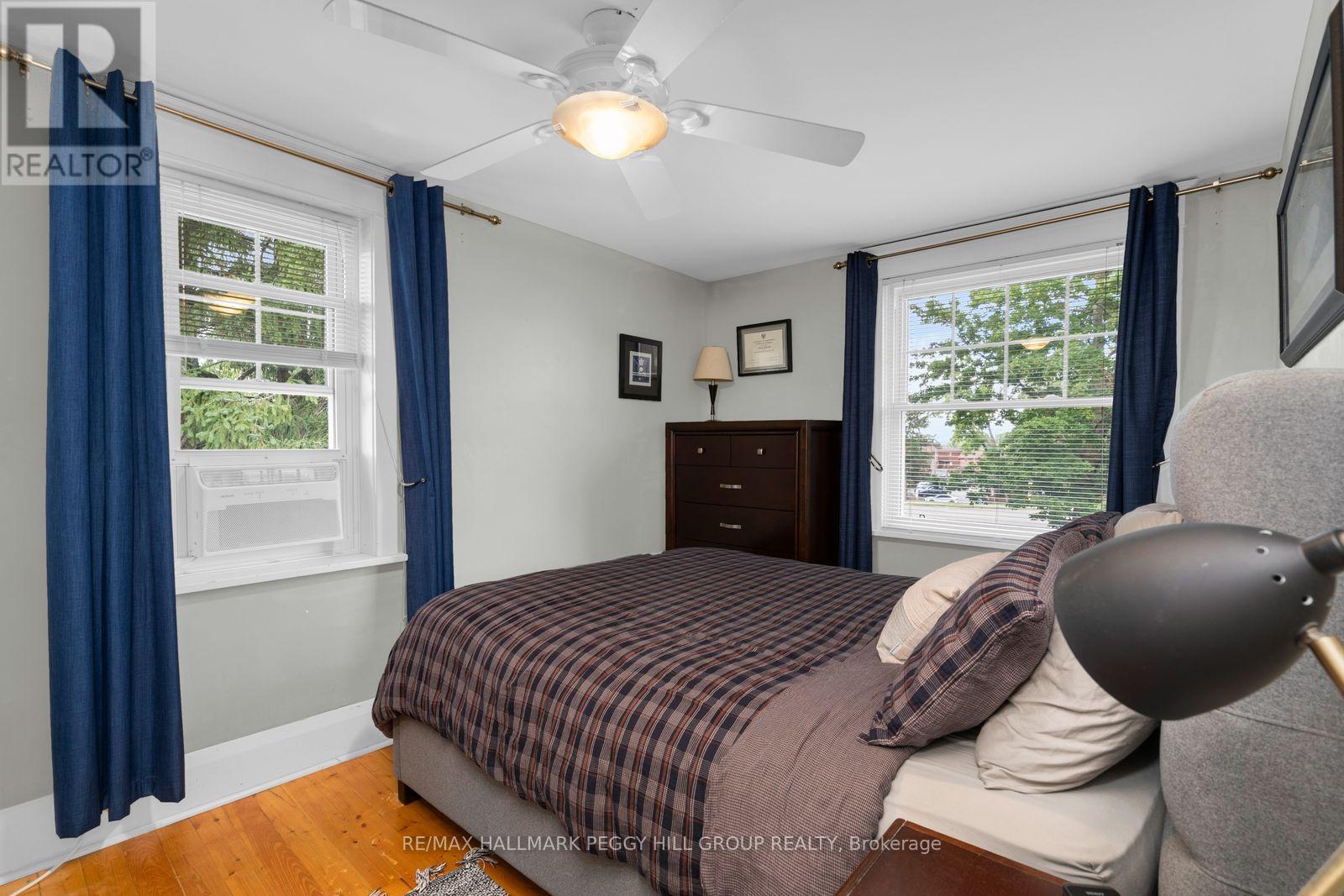 12 Beacon Road, Barrie (Holly), Ontario  L4N 9C8 - Photo 9 - S13728966