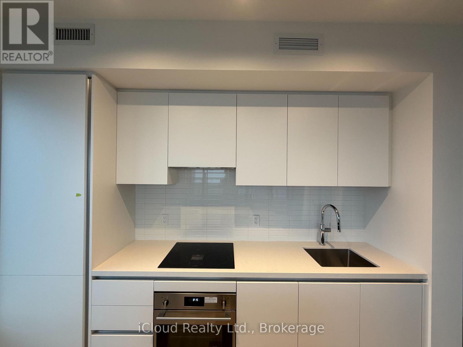 5304 - 4015 The Exchange, Mississauga, Ontario  L5B 0N9 - Photo 15 - W13728968