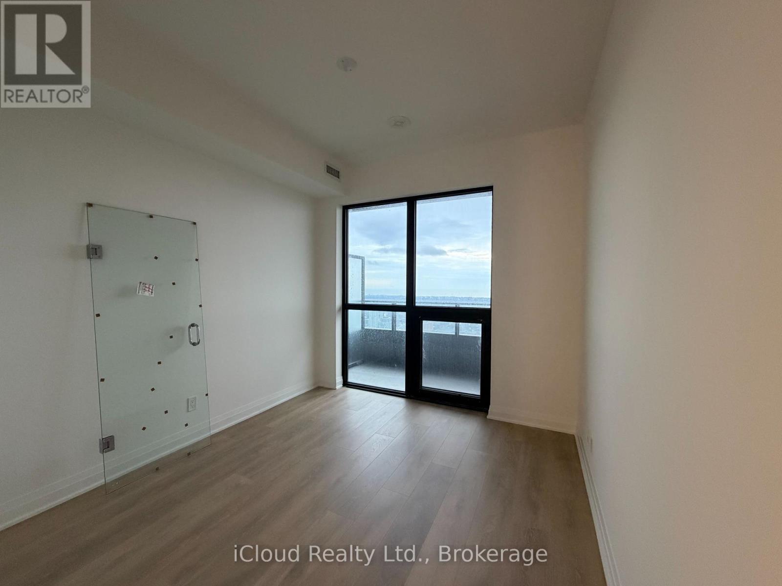 5304 - 4015 The Exchange, Mississauga, Ontario  L5B 0N9 - Photo 18 - W13728968