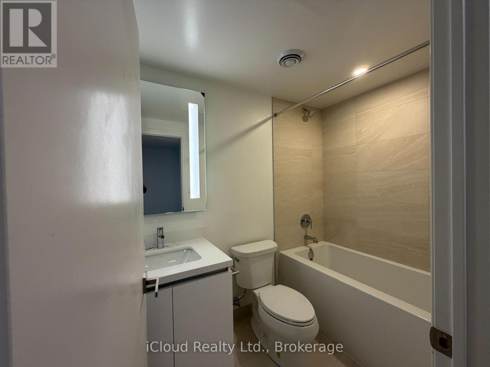 5304 - 4015 The Exchange, Mississauga, Ontario  L5B 0N9 - Photo 6 - W13728968