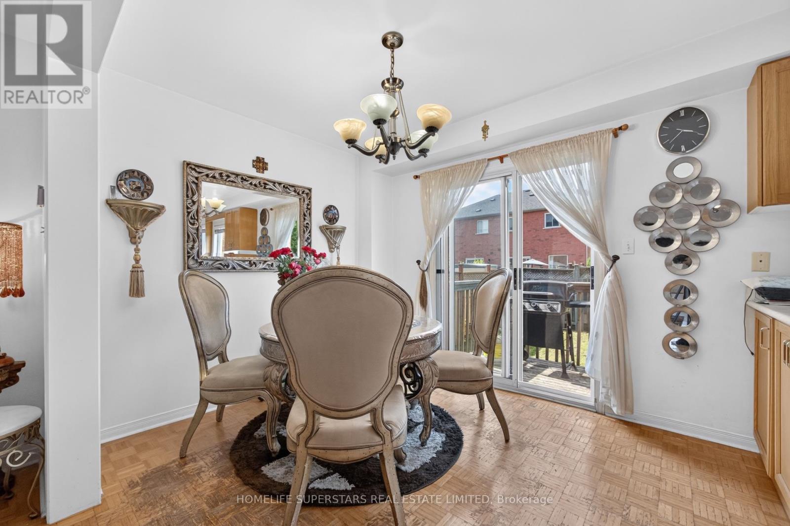 3257 Ridgeleigh Heights, Mississauga, Ontario  L5M 6R9 - Photo 8 - W13728976