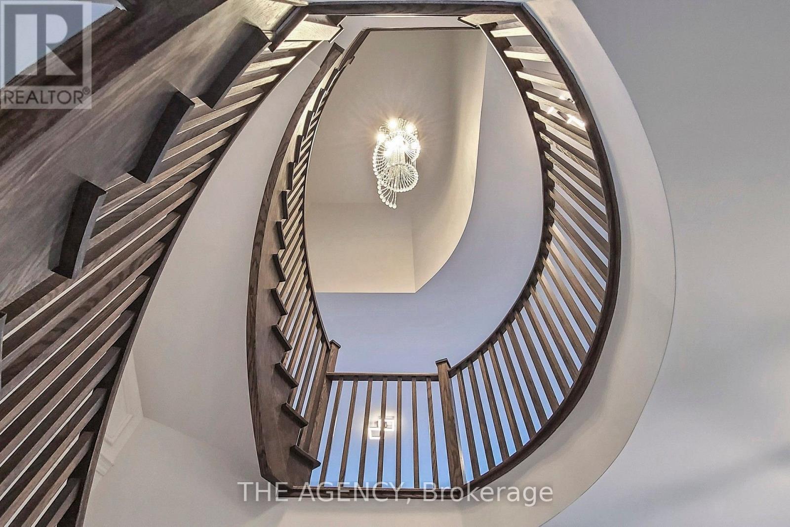 7 Kipling Grove Court, Toronto, Ontario  M9B 0C6 - Photo 10 - W13729004