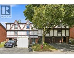 3 BURDOCK Lane Unit# 33, Dundas, Ontario