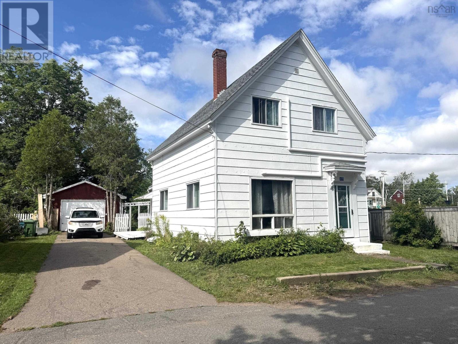 49 Chapel Street, Parrsboro, Nova Scotia  B0M 1S0 - Photo 1 - 202622040