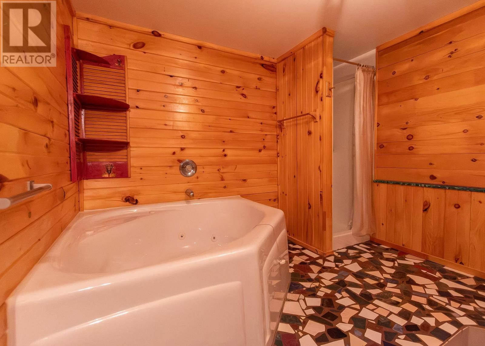 27 Village Ct, Sault Ste. Marie, Ontario  P6B 6J8 - Photo 29 - SM262385