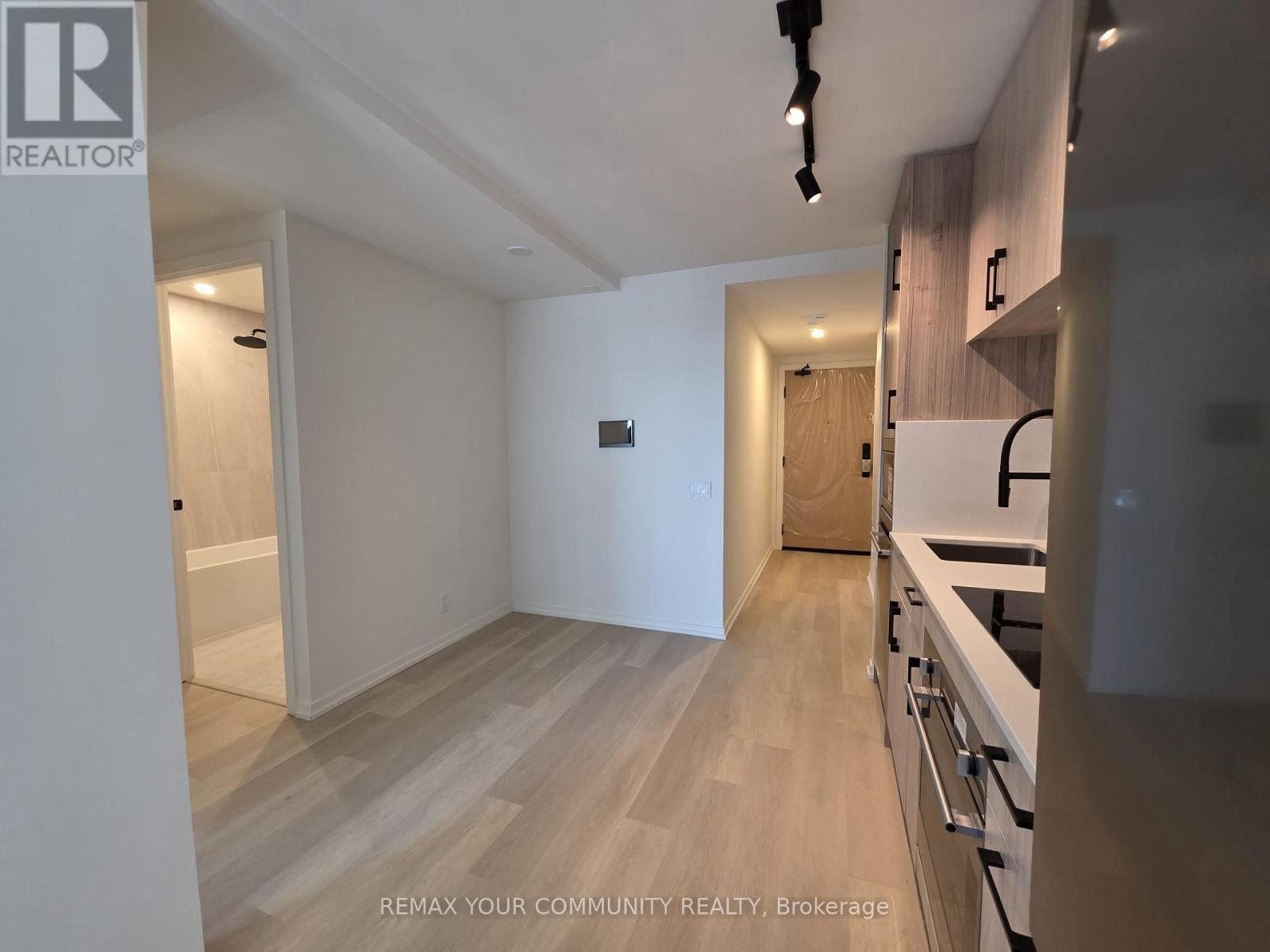 1012 - 109 Erskine Avenue, Toronto, Ontario  M4P 0G6 - Photo 9 - C13652606