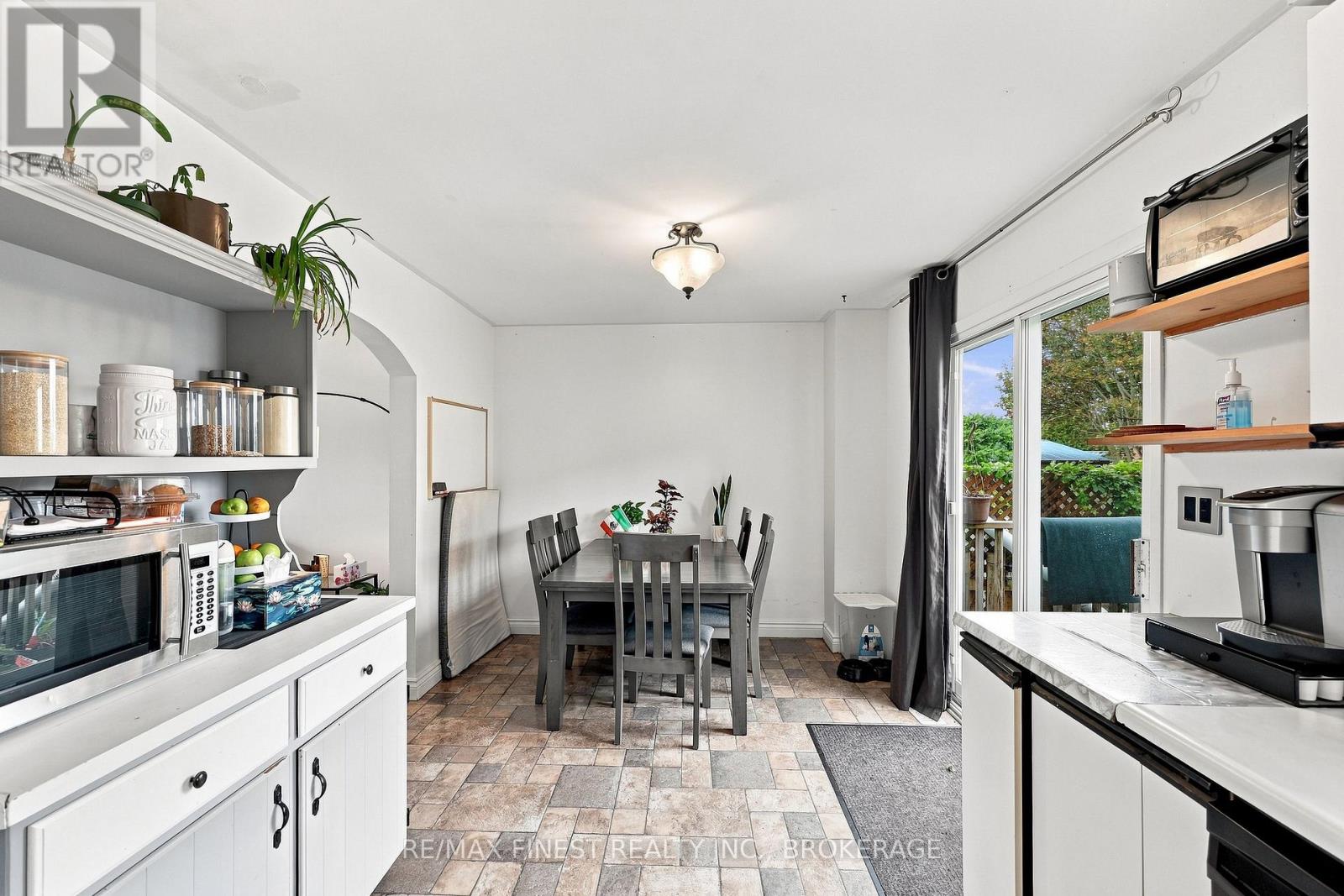 944 Uxbridge Crescent, Kingston, Ontario  K7M 8K8 - Photo 16 - X13728010