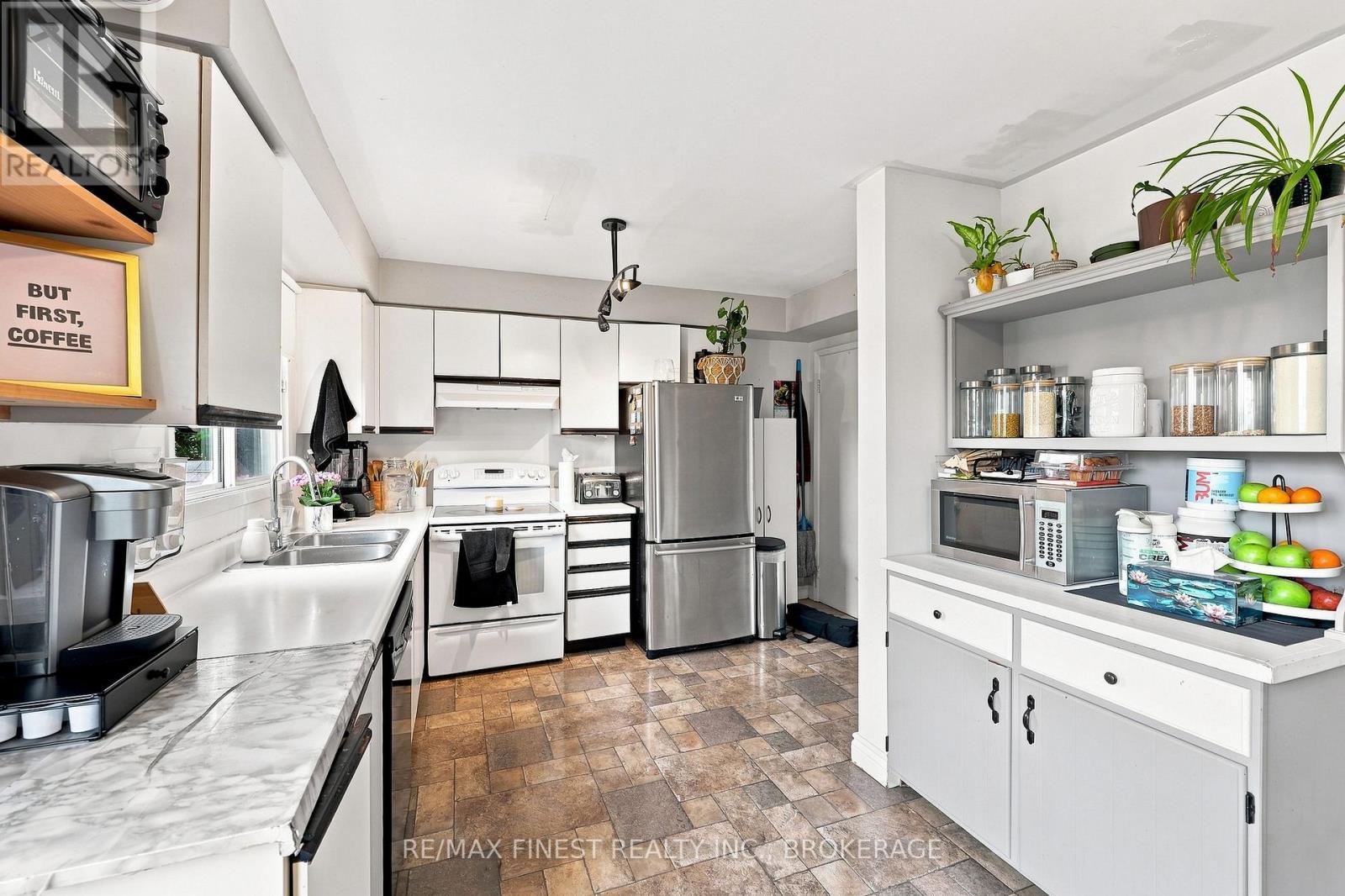 944 Uxbridge Crescent, Kingston, Ontario  K7M 8K8 - Photo 12 - X13728010