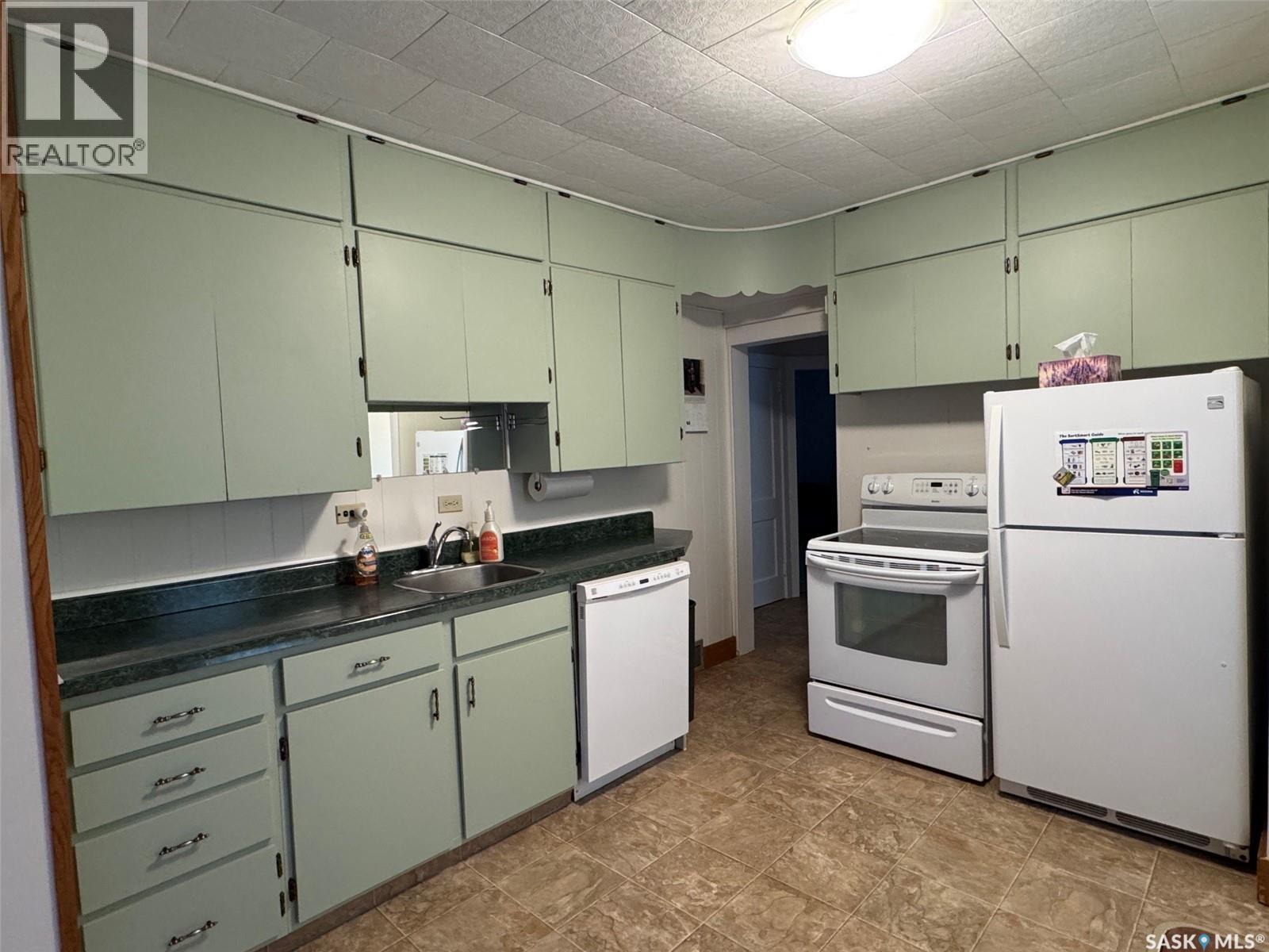 1405 Mctavish Street, Regina, Saskatchewan  S4T 3W3 - Photo 6 - SK047095