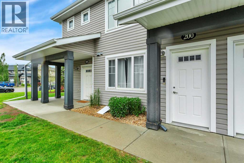 200, 43 Reid Court, Sylvan Lake, Alberta  T4S 0K1 - Photo 4 - A2323230