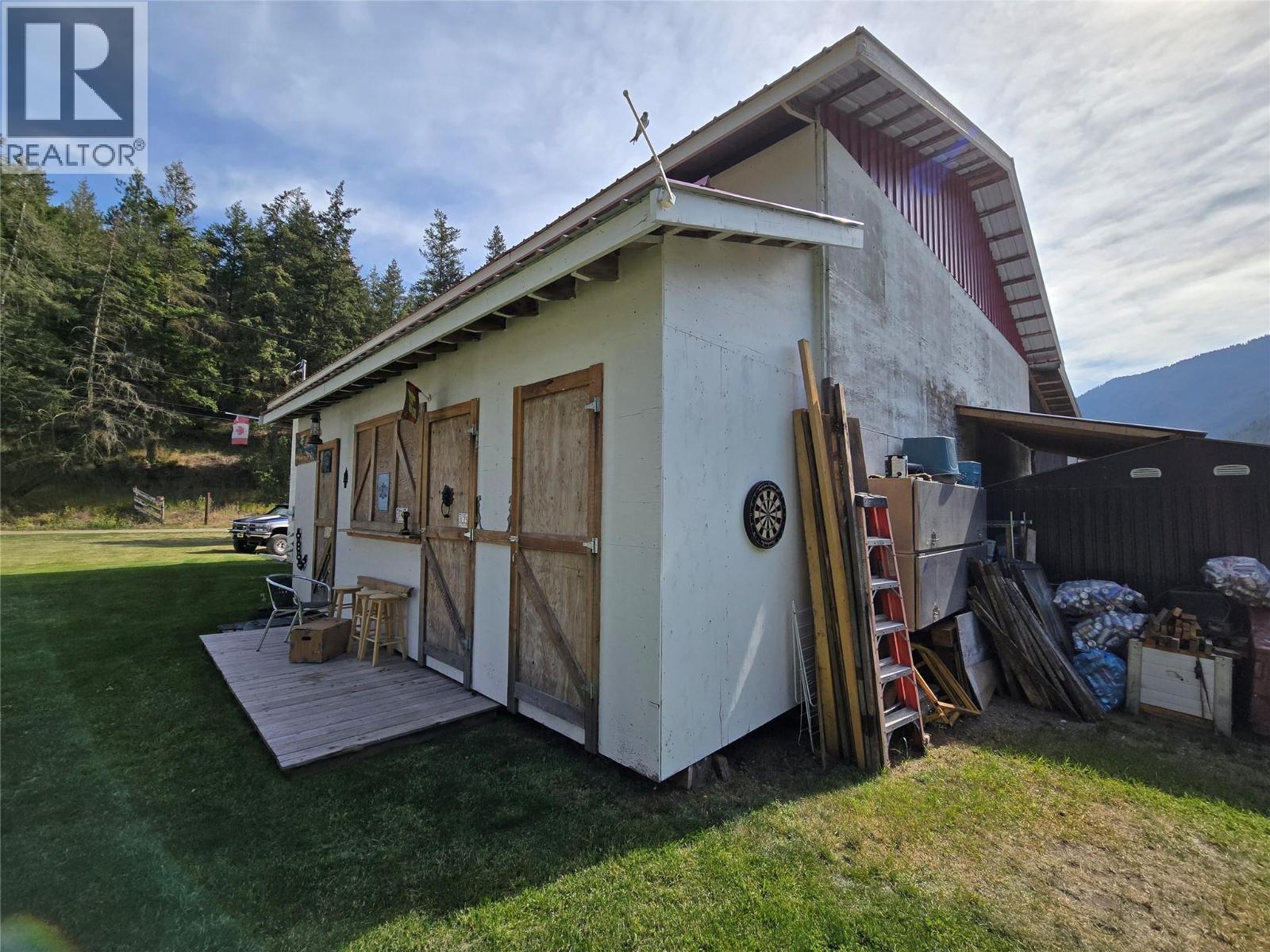 4325 Highway 97 Highway, Falkland, British Columbia  V0E 1W0 - Photo 15 - 10393206