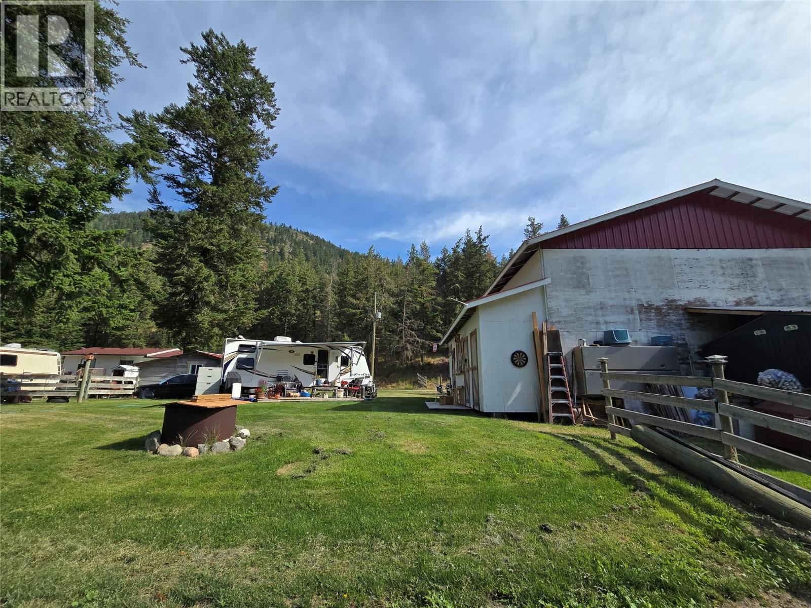 4325 Highway 97 Highway, Falkland, British Columbia  V0E 1W0 - Photo 14 - 10393206