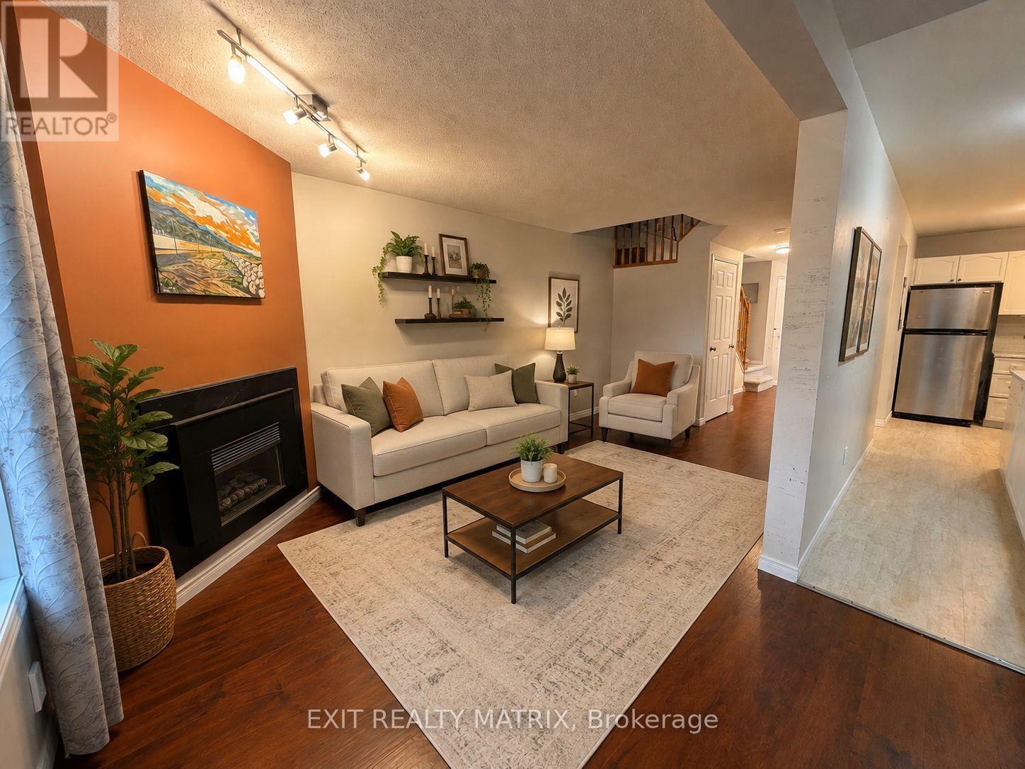 67 Ashpark Crescent, Ottawa, Ontario K1T 3N7 - Photo 4 - X13729092