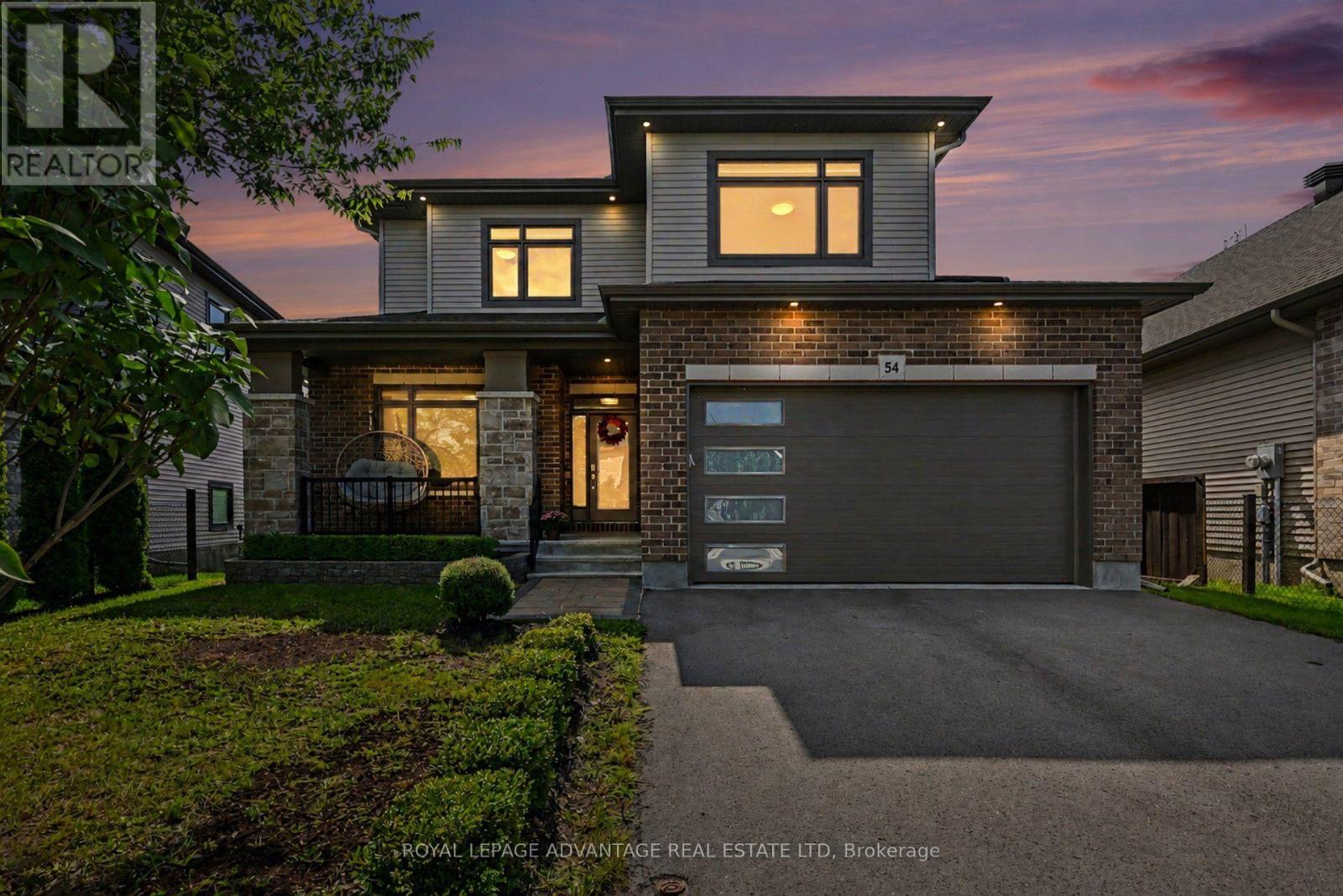 54 Morris Street, Carleton Place, Ontario K7C 0H1 - Photo 2 - X13729064