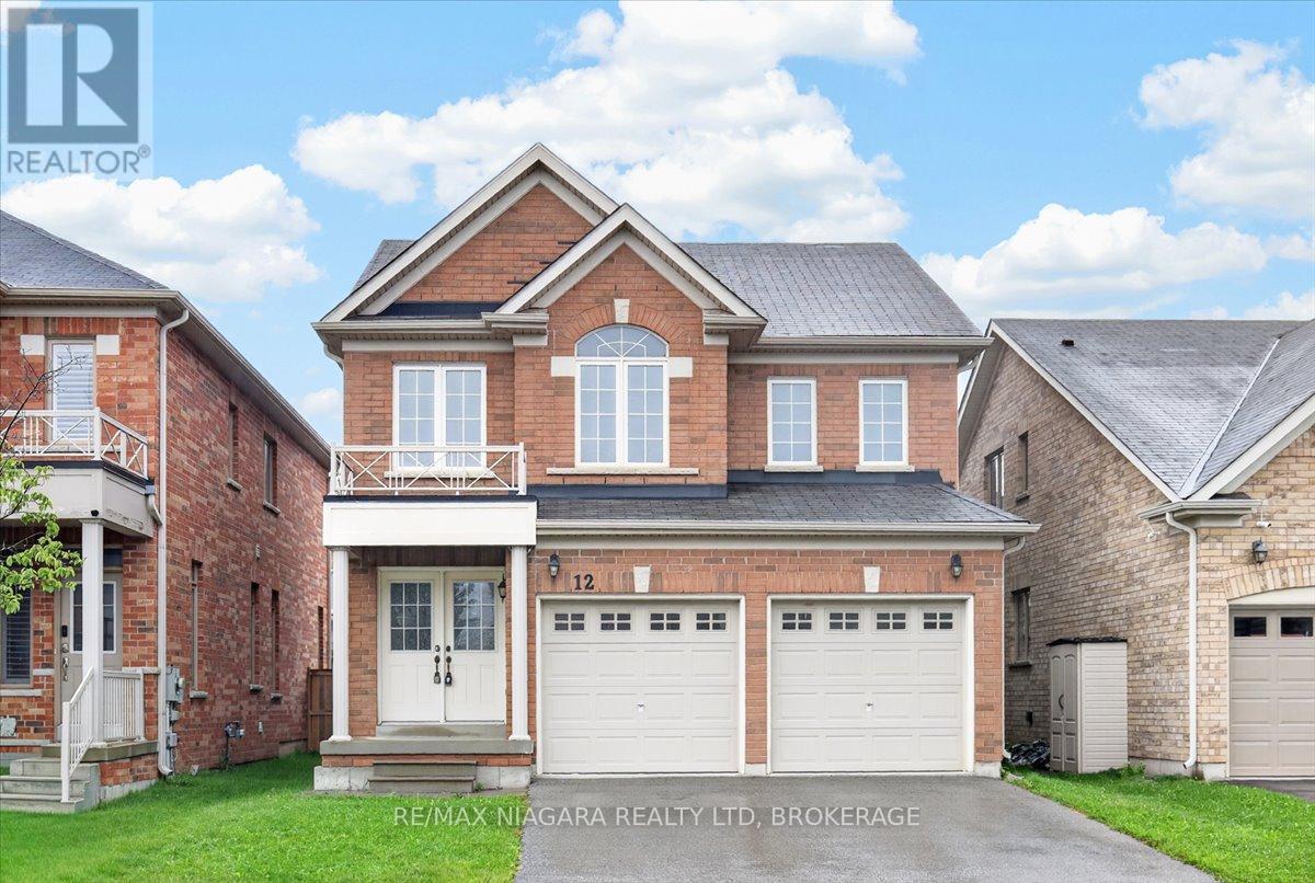 12 Fred Fisher Crescent, St. Catharines, Ontario  L2P 0A9 - Photo 1 - X13729098