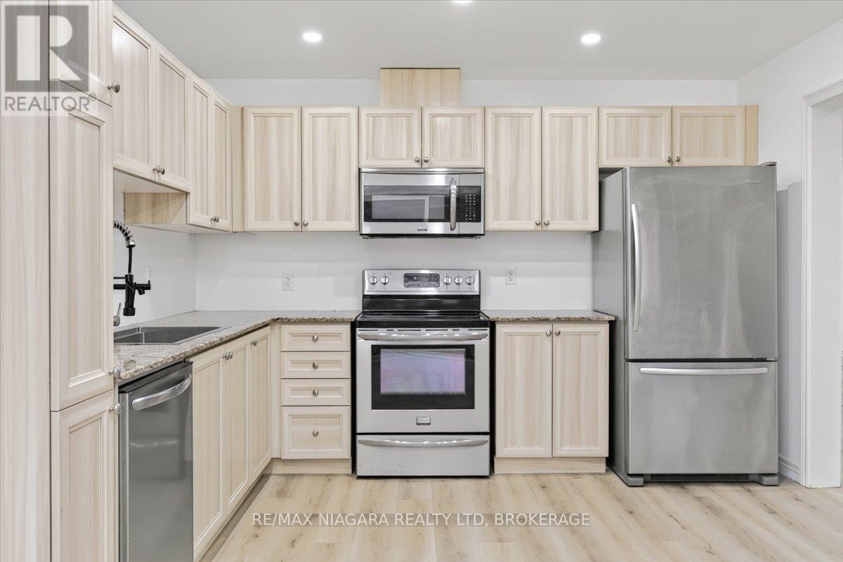12 Fred Fisher Crescent, St. Catharines, Ontario  L2P 0A9 - Photo 16 - X13729098