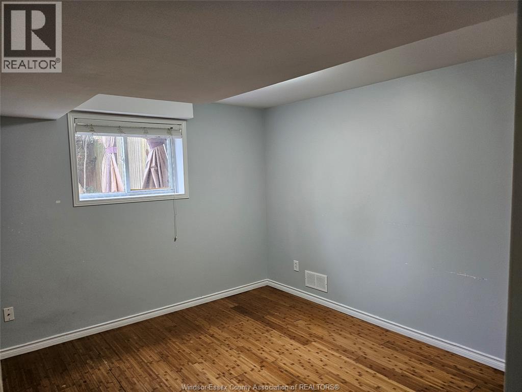 4238 Showdown, Windsor, Ontario N9G 3B1 - Photo 13 - 26021208