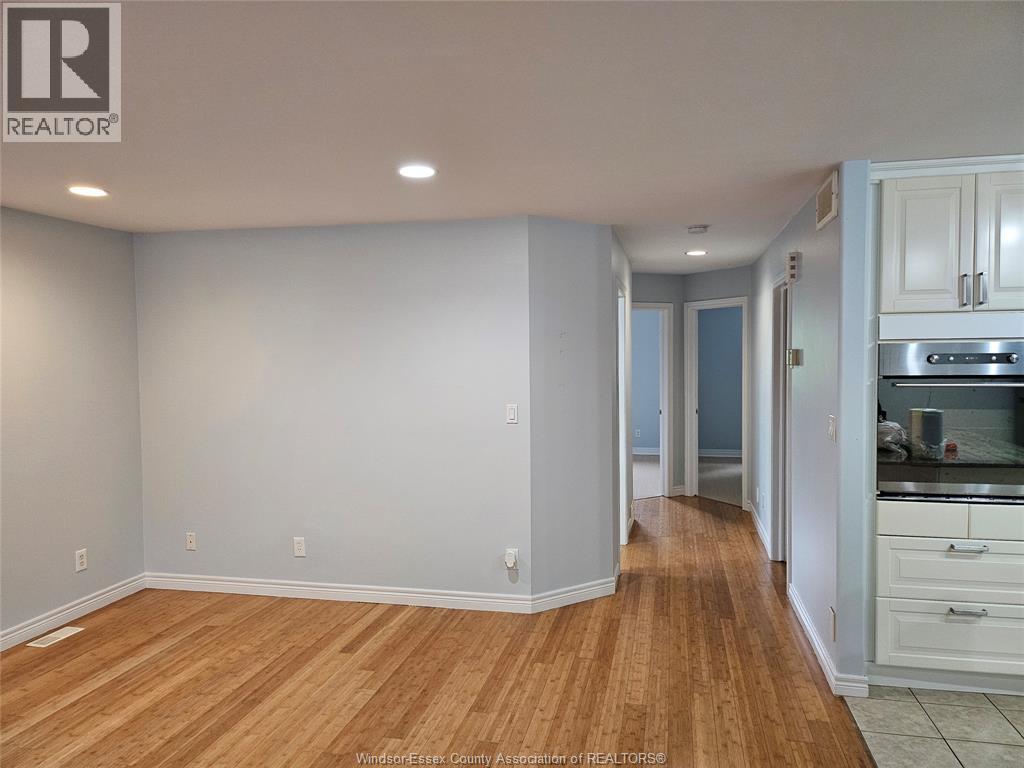4238 Showdown, Windsor, Ontario N9G 3B1 - Photo 5 - 26021208