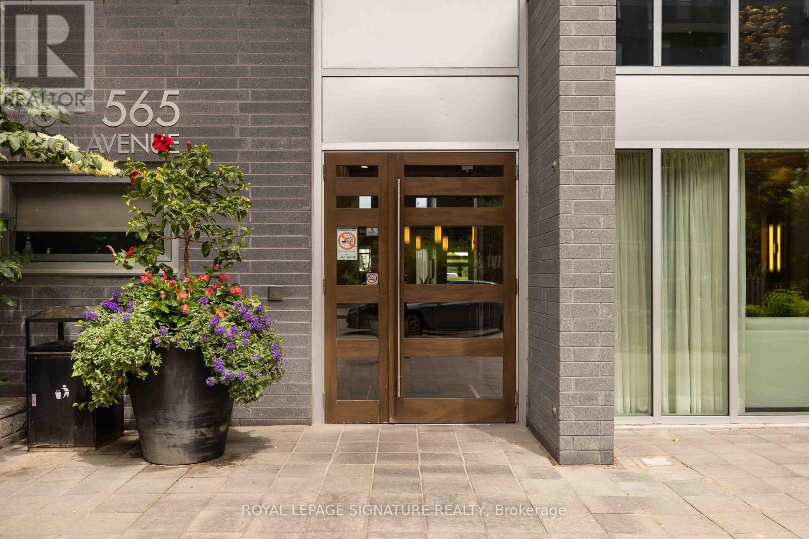 W311 - 565 Wilson Avenue, Toronto, Ontario  M3H 0C6 - Photo 2 - C13729060