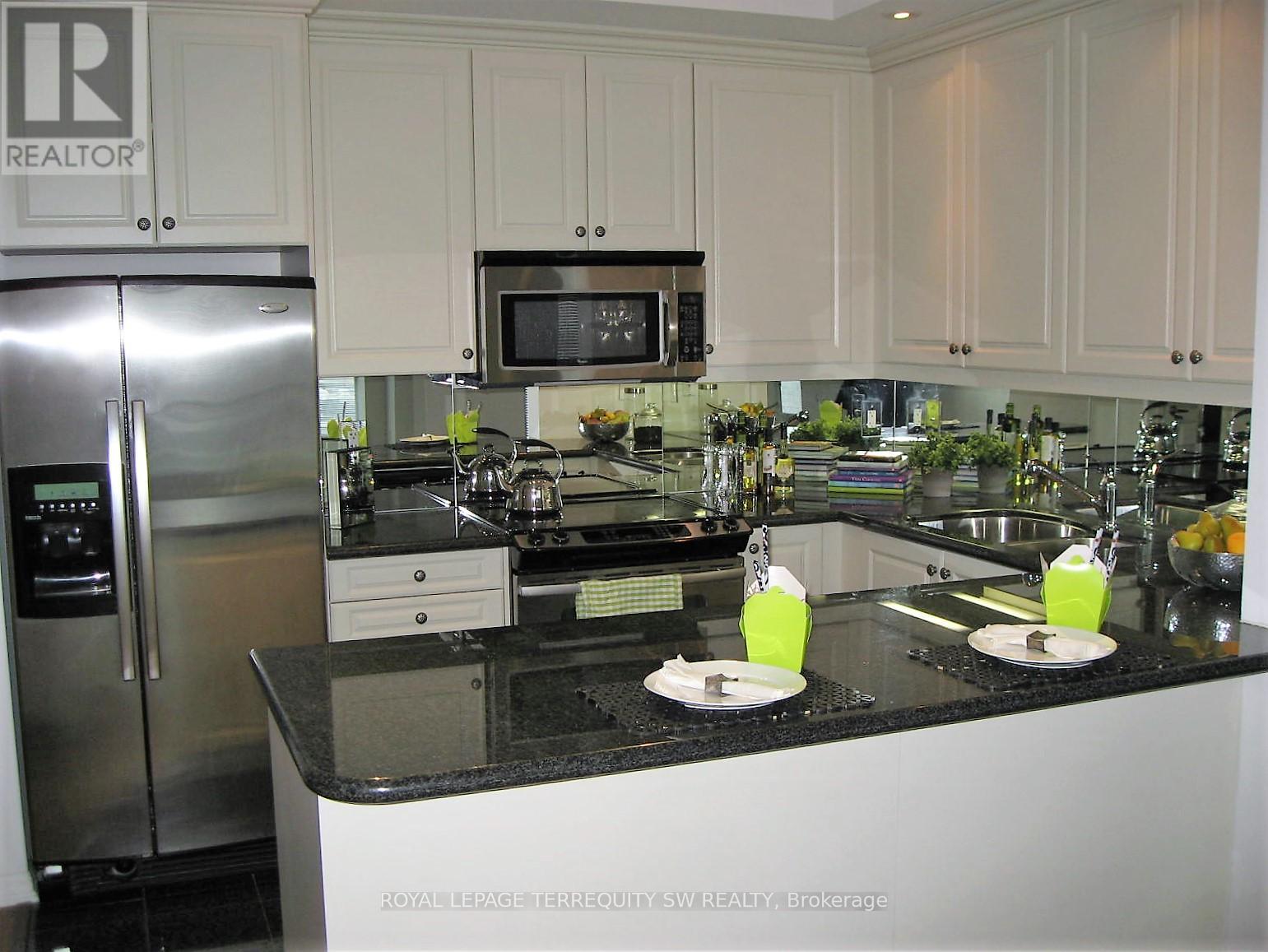 912 - 628 Fleet Street, Toronto, Ontario  M5V 1A8 - Photo 4 - C13729062