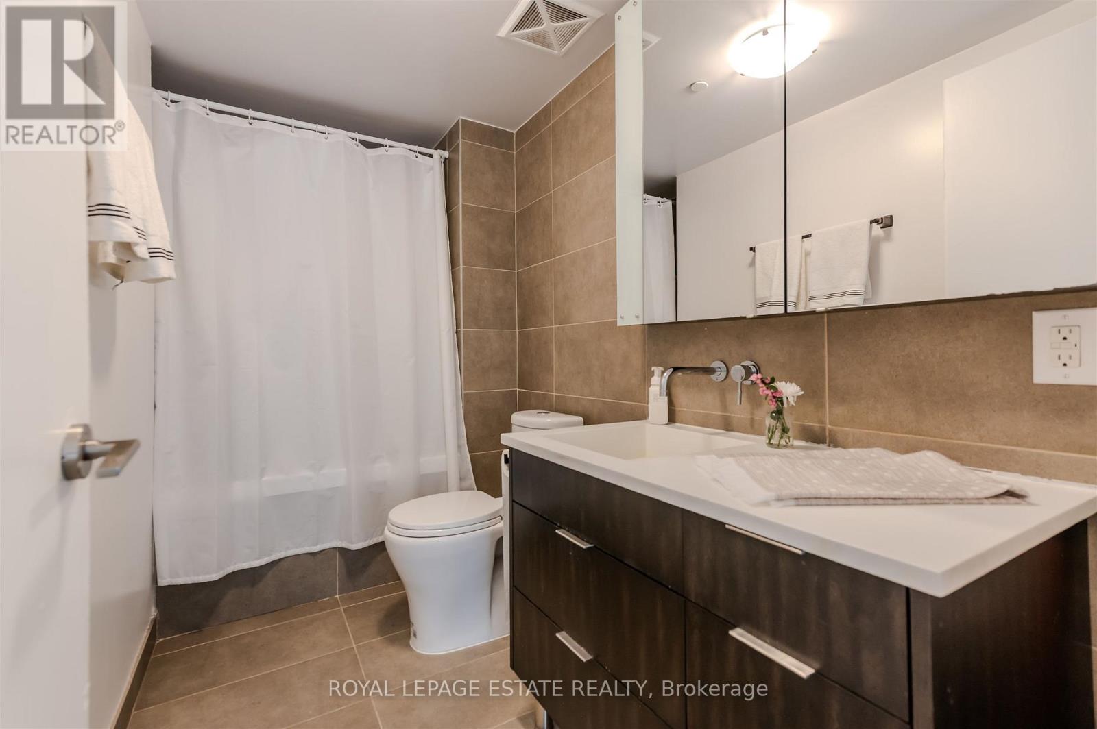 203 - 508 Wellington Street W, Toronto, Ontario  M5V 1E3 - Photo 15 - C13729156