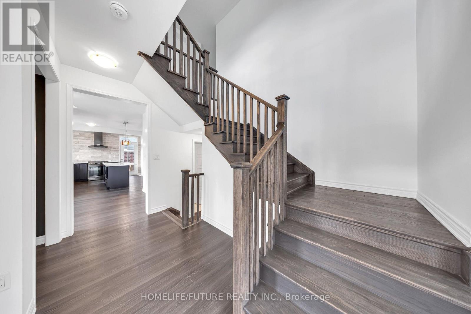 3379 Swordbill Street, Pickering, Ontario  L1X 0M9 - Photo 9 - E13729028