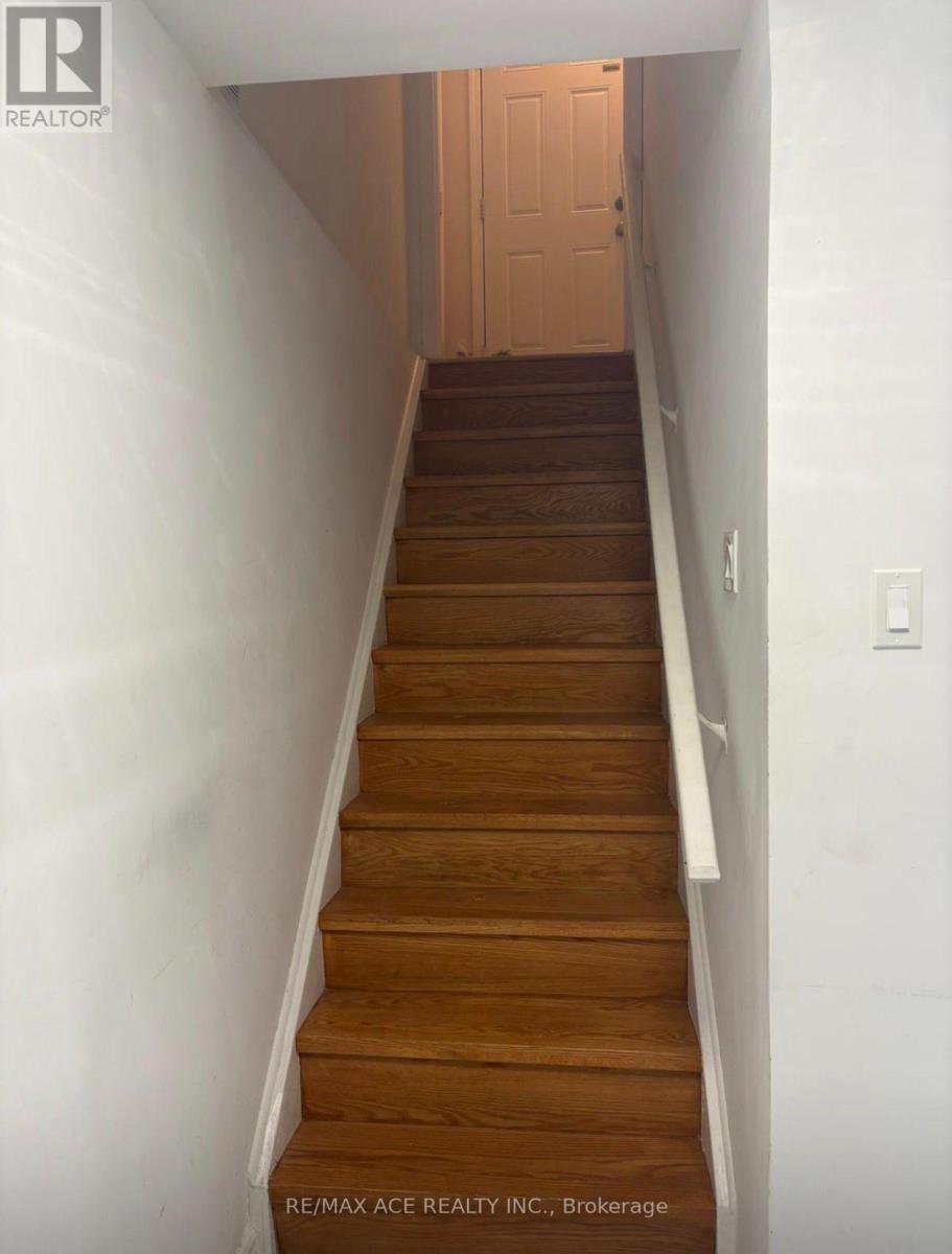 Bsmt - 1851 Parkhurst Crescent, Pickering, Ontario  L1X 0B1 - Photo 3 - E13729086