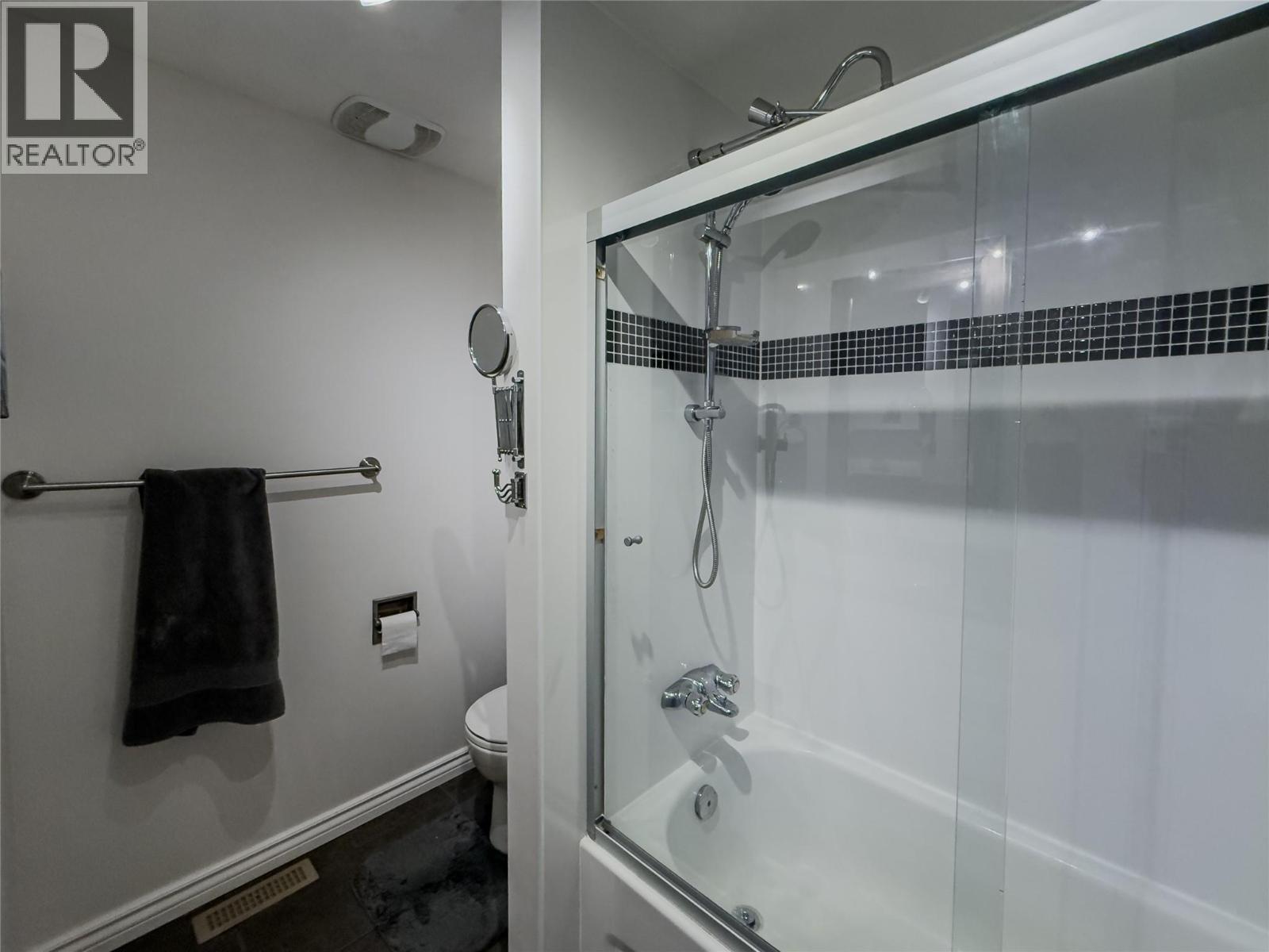 1221 Hugh Allan Drive Unit# 70, Kamloops, British Columbia  V1S 1M7 - Photo 19 - 10398973
