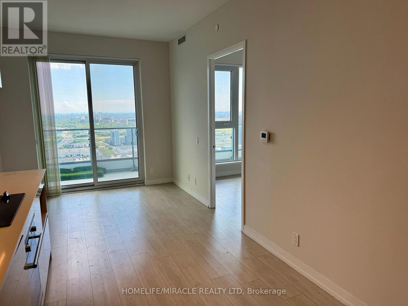 4107 - 950 Portage Parkway, Vaughan, Ontario  L4K 0J7 - Photo 3 - N13729112