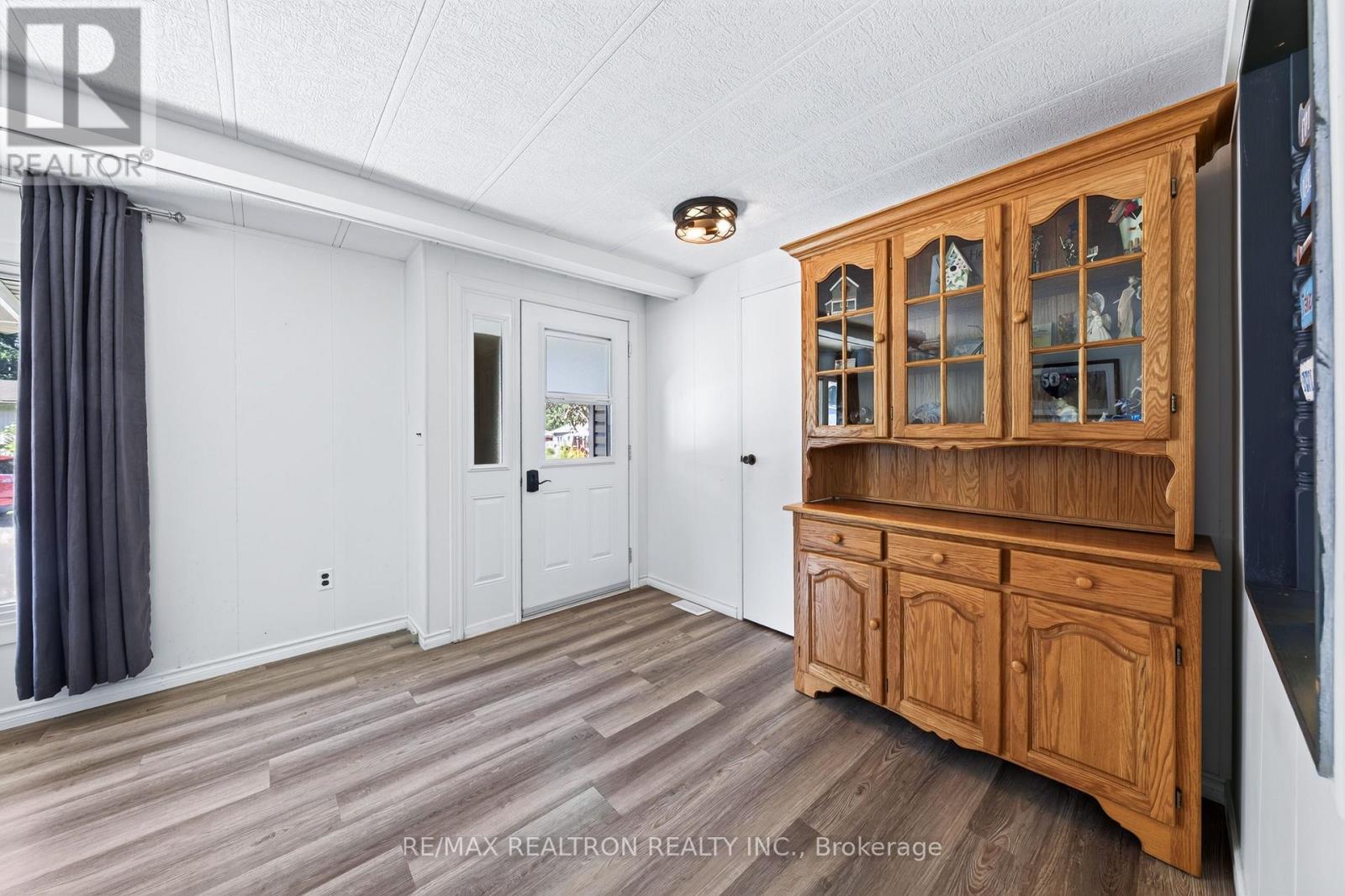 25 Cherrywood Lane, Innisfil, Ontario  L9S 1M6 - Photo 4 - N13729166