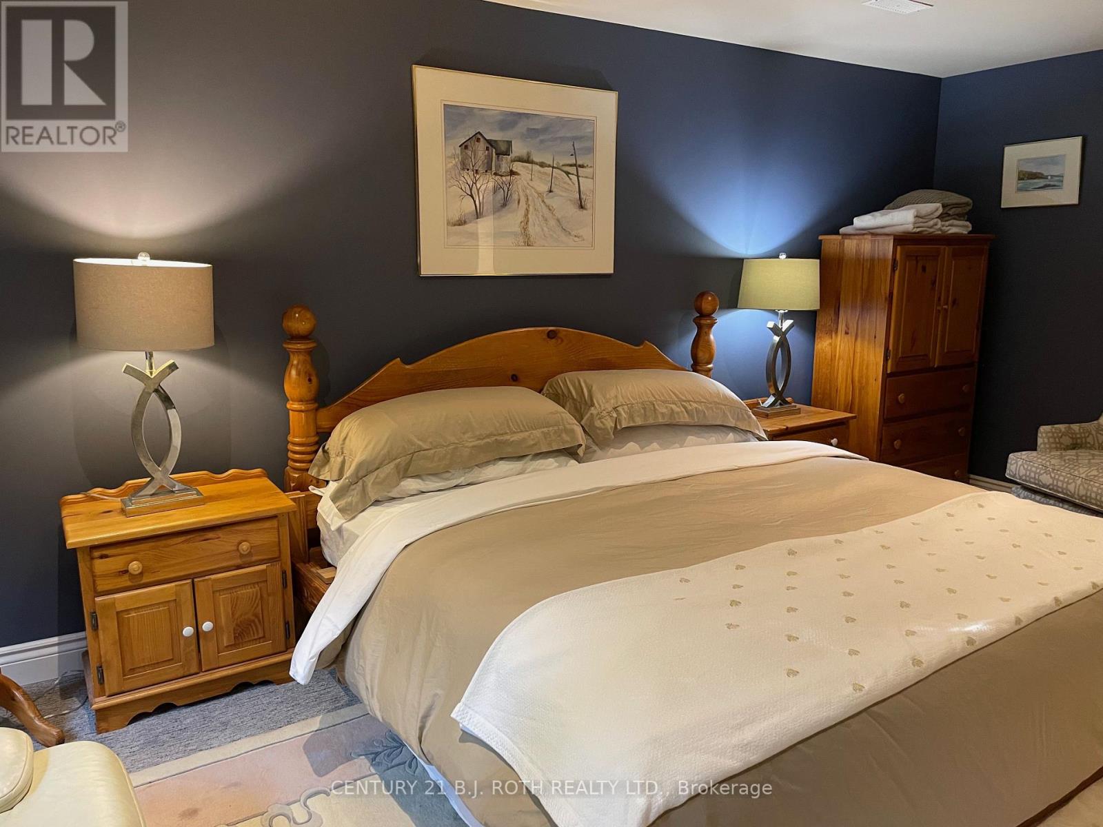 52 Pine Ridge Trail, Oro-Medonte (Horseshoe Valley), Ontario  L4M 4Y8 - Photo 4 - S13729134