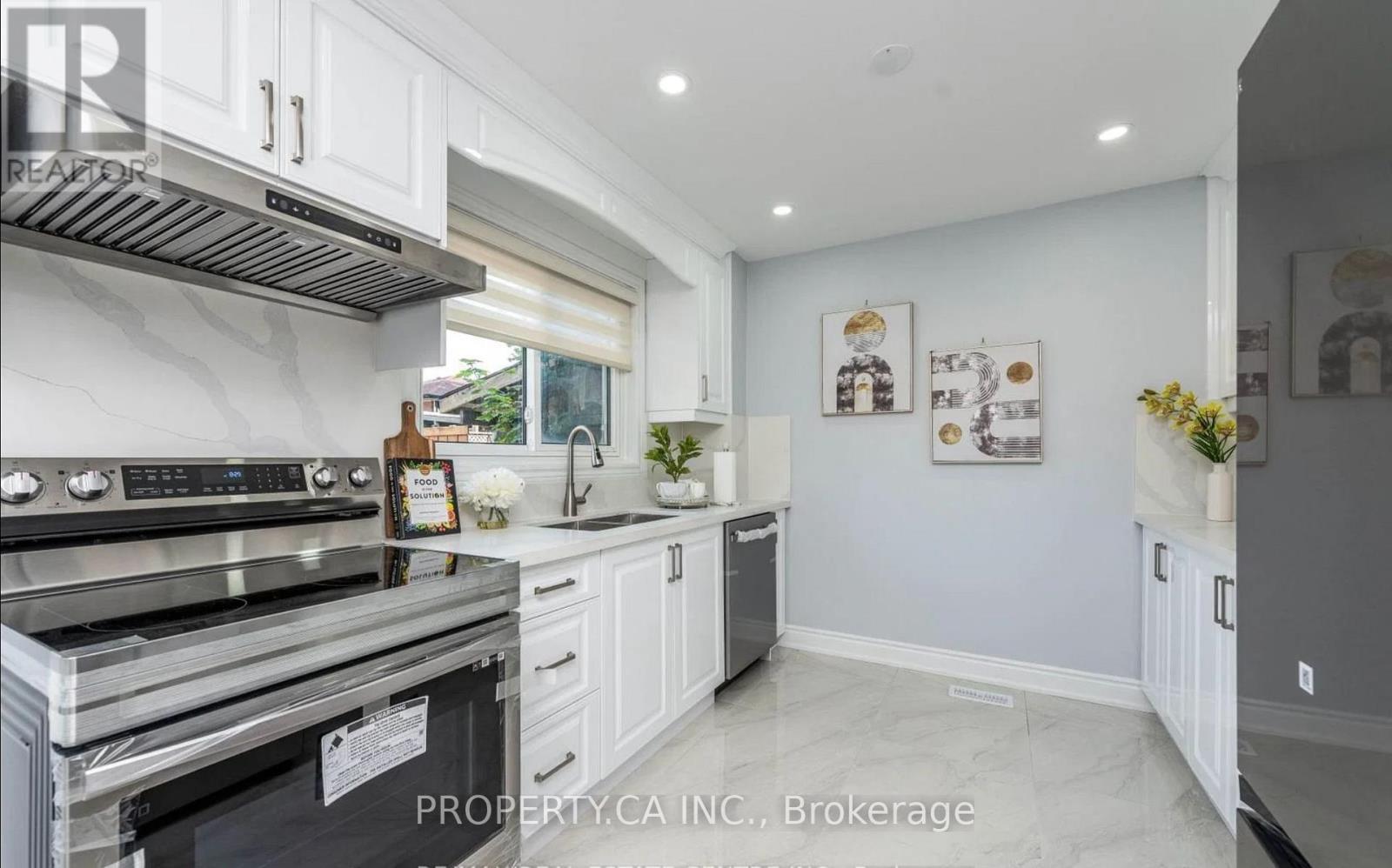 46 Wilton Drive, Brampton, Ontario  L6W 3A1 - Photo 5 - W13729006