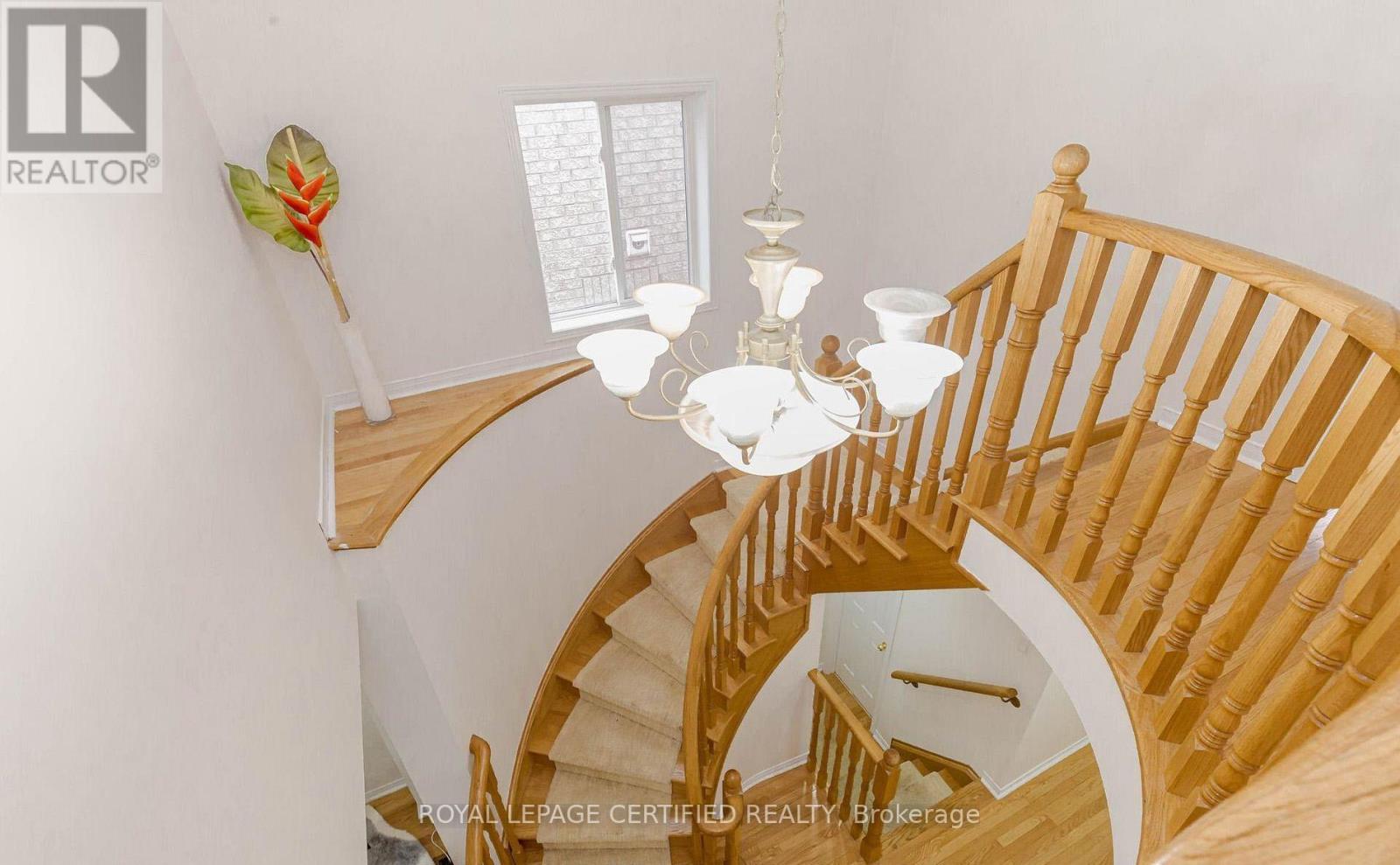2452 Pathfinder Drive, Burlington, Ontario  L7L 6X9 - Photo 21 - W13729008