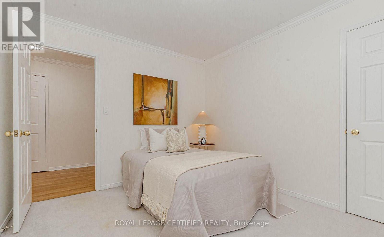2452 Pathfinder Drive, Burlington, Ontario  L7L 6X9 - Photo 31 - W13729008