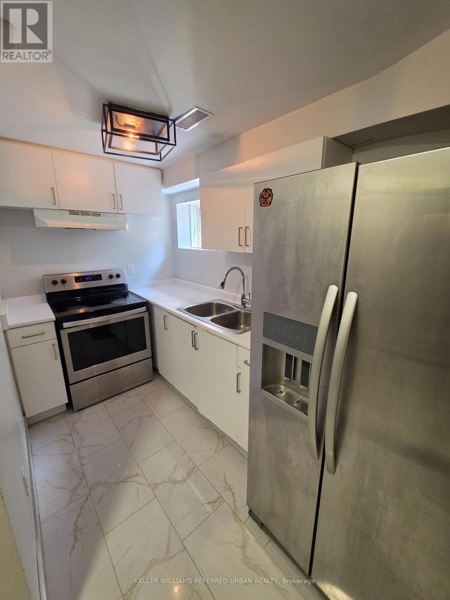 Bsmt - 7009 Lessard Lane, Mississauga, Ontario  L5W 1A4 - Photo 3 - W13729024