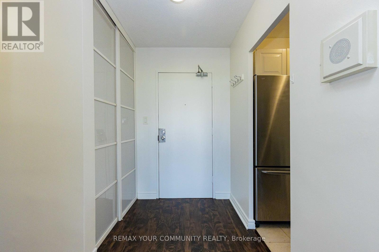 708 - 85 Emmett Avenue, Toronto, Ontario  M6M 5A2 - Photo 4 - W13729044