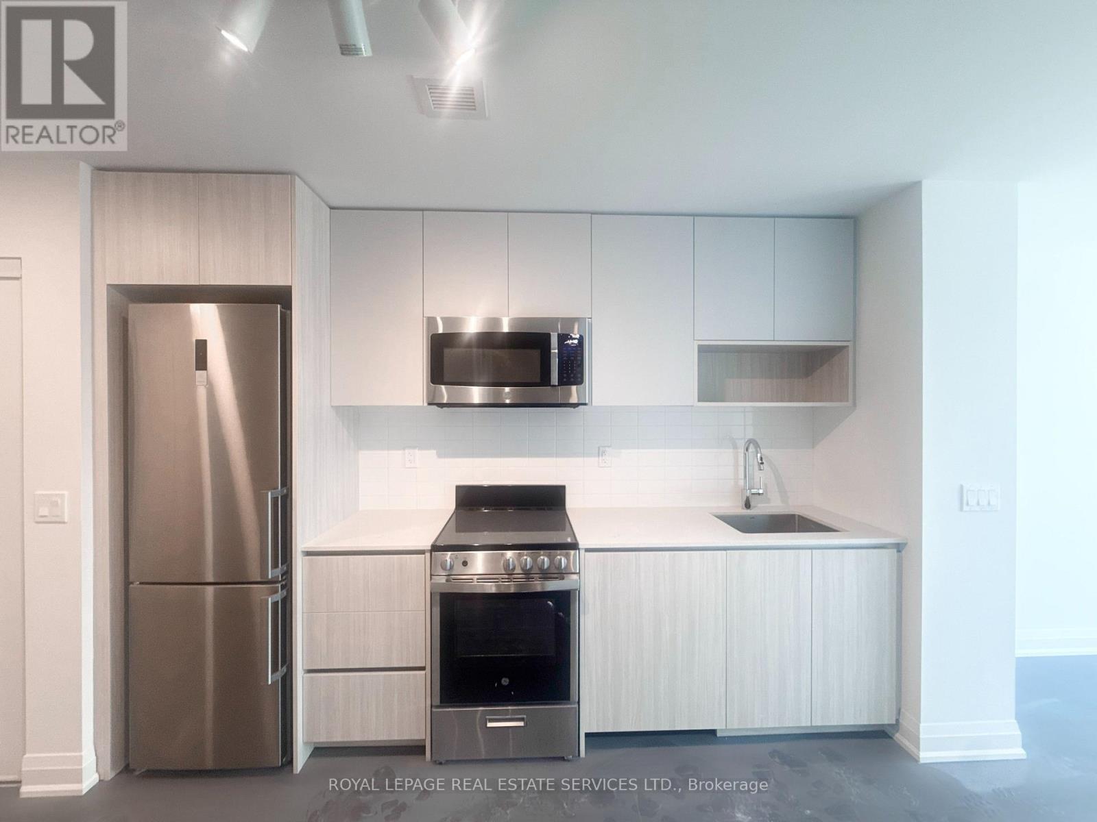 105 Upper - 799 The Queensway, Toronto, Ontario  M8Z 0H3 - Photo 5 - W13729046