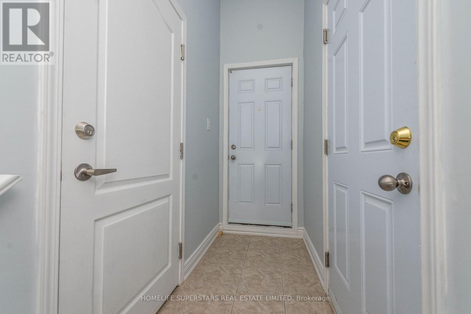 20 Mactier Road, Brampton, Ontario  L6P 1N9 - Photo 3 - W13729094