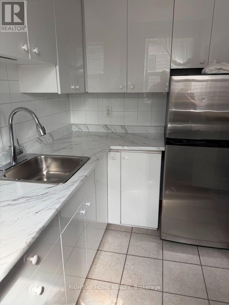 3 - 115 Eighth Street, Toronto, Ontario  M8V 3C5 - Photo 8 - W13729096