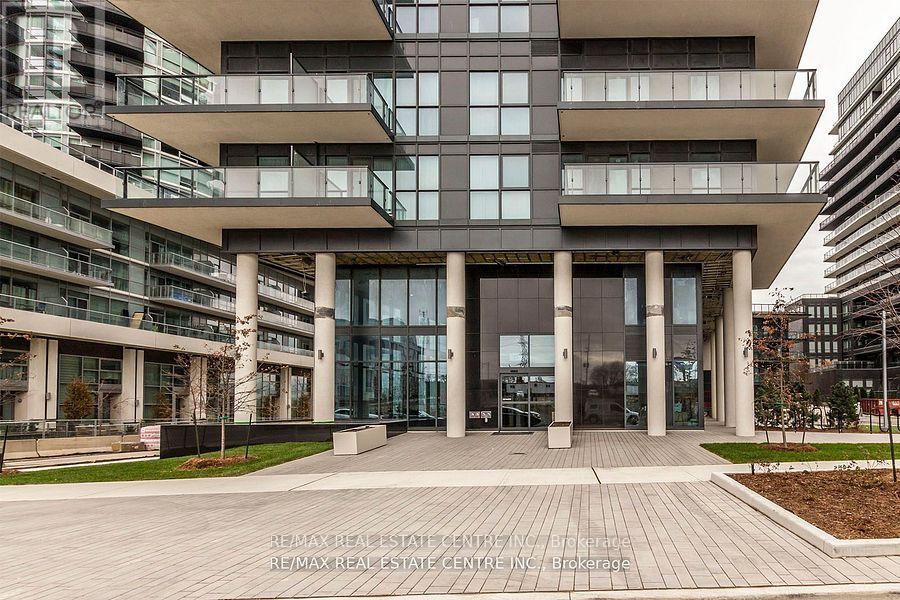 1401 - 39 ANNIE CRAIG DRIVE, Toronto, Ontario